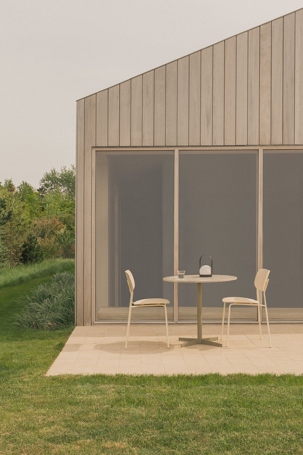 4-Star Base Round Dining Table S | Audo Copenhagen Nook