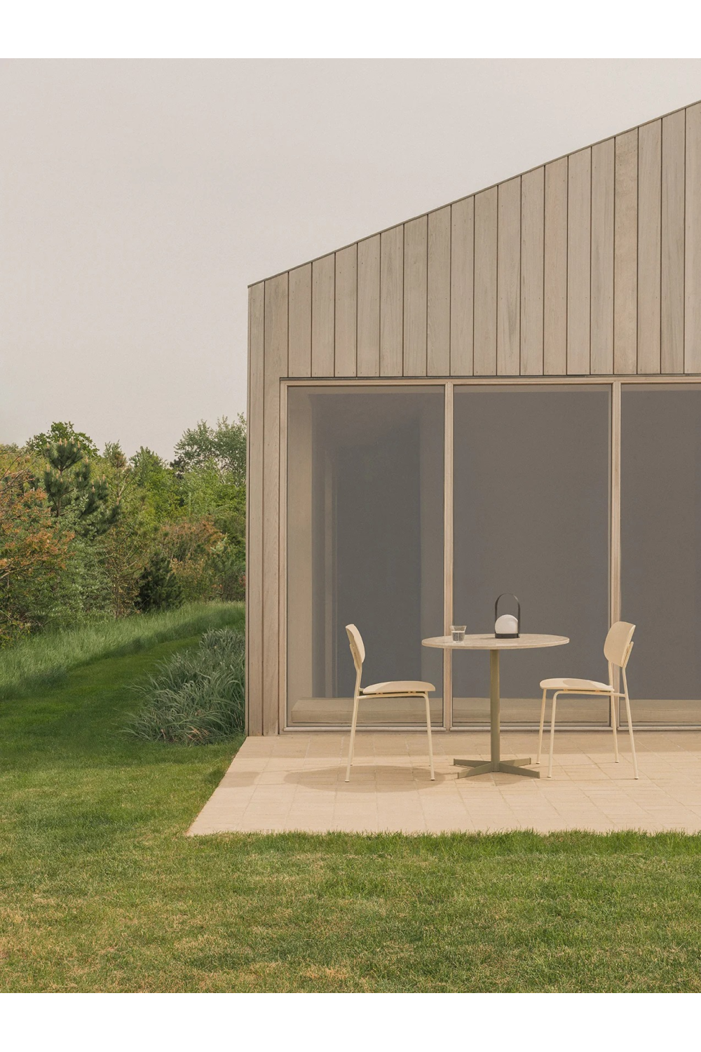 4-Star Base Rectangular Dining Table | Audo Copenhagen Nook