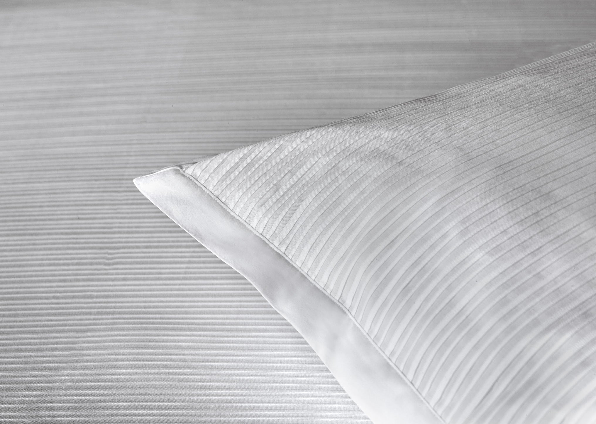 200TC Percale Pleated Euro Sham | Amalia Home Luna