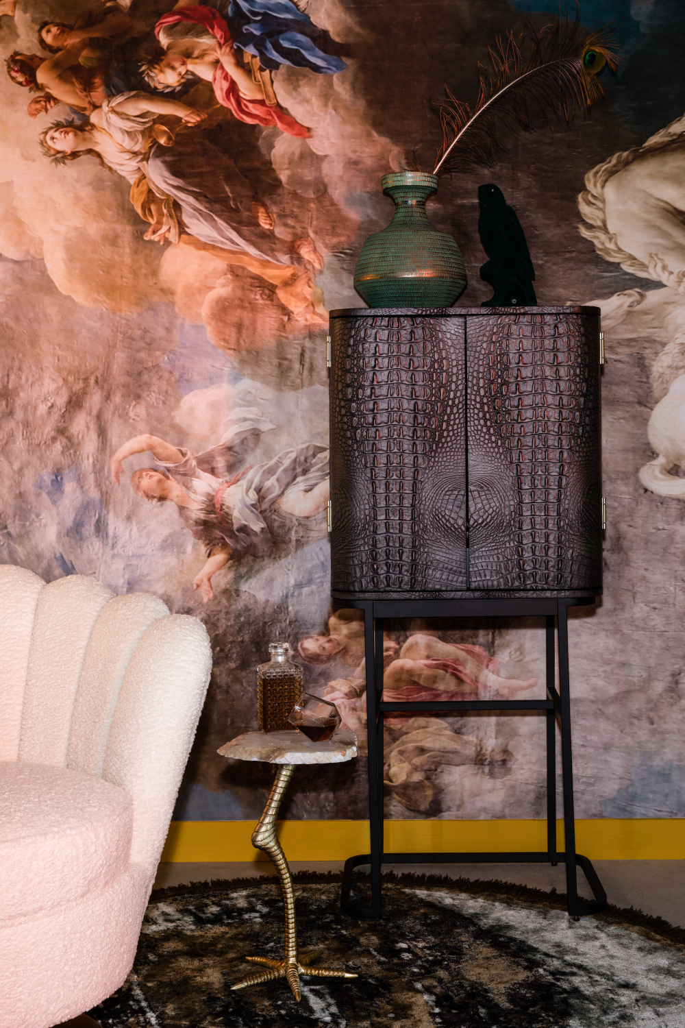 2-Door Mirrored Wine Cabinet | Bold Monkey Ava Morgana