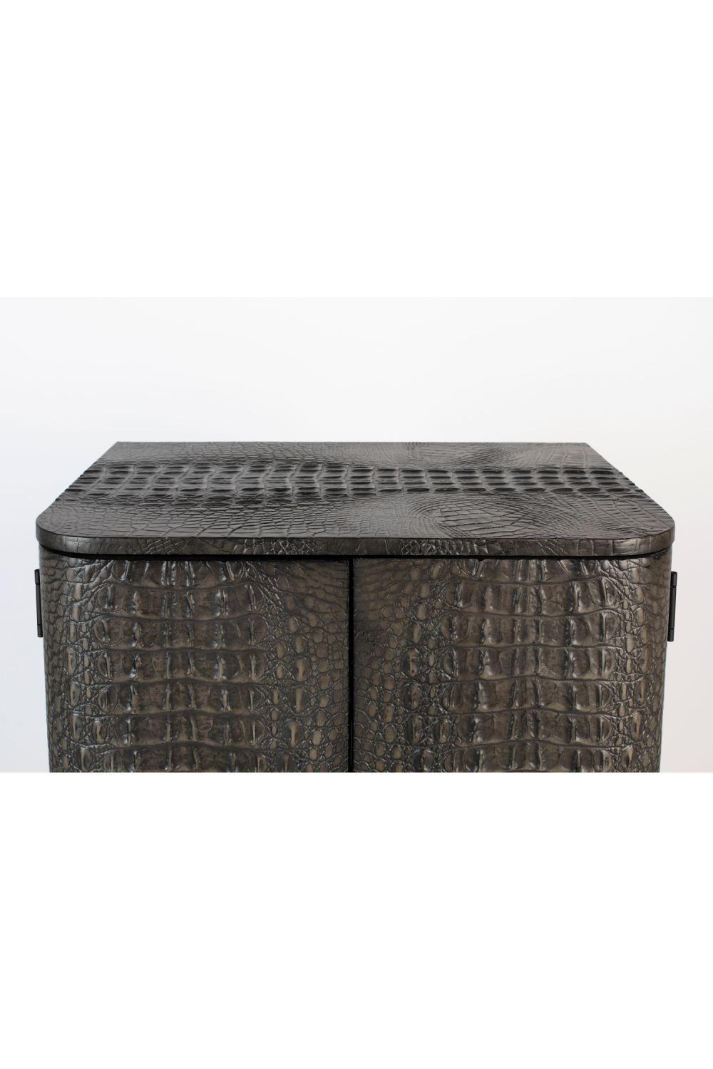 2-Door Mirrored Wine Cabinet | Bold Monkey Ava Morgana