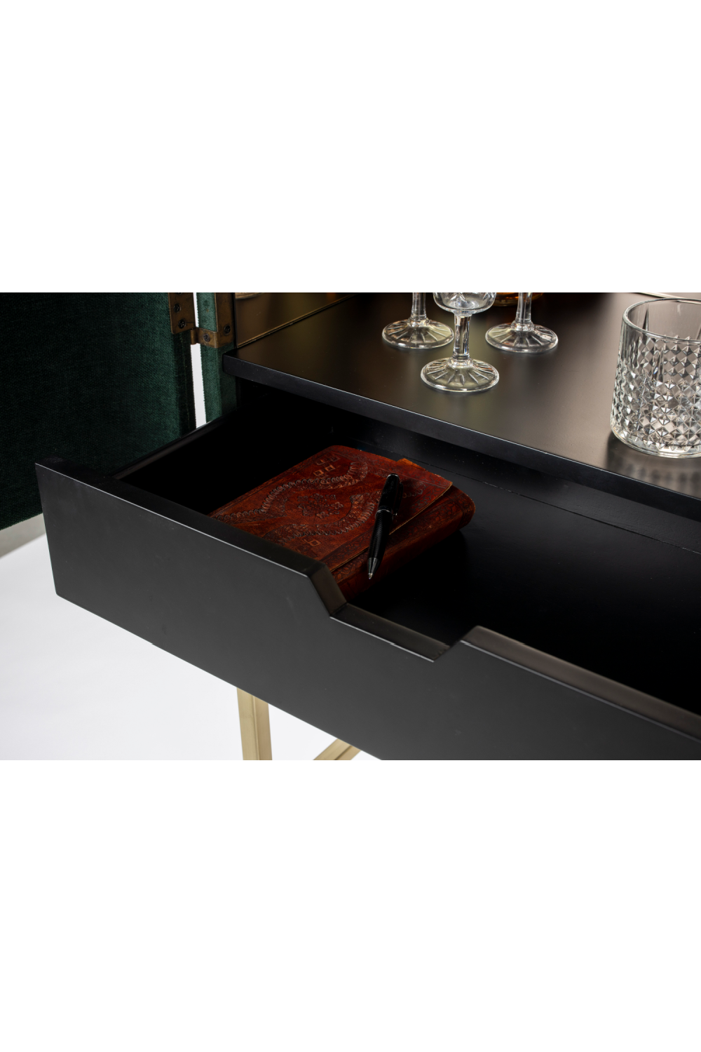 2-Door Mirrored Wine Cabinet | Bold Monkey Ava Morgana