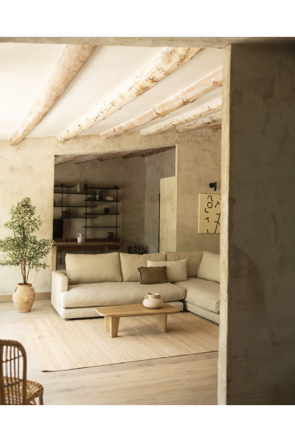 3-Legged Poplar Coffee Table | Decowood Bimba