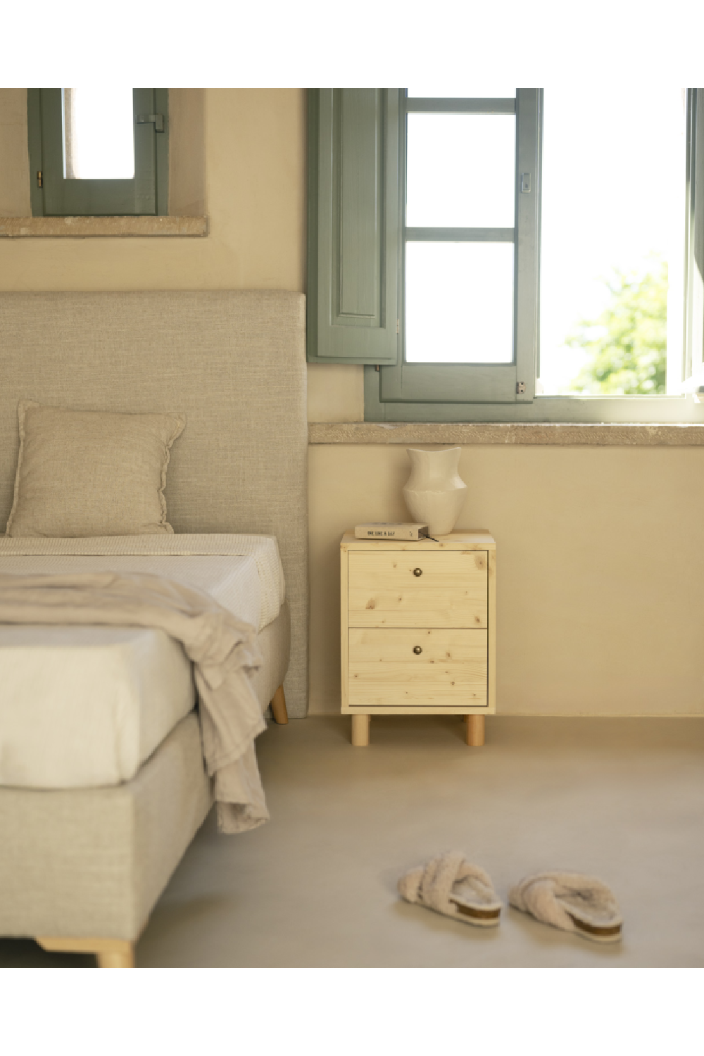 2-Drawer Wooden Nightstand Set (2) | Decowood Saura