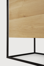 2-Door Wooden Oak Sideboard | Ethnicraft Monolit