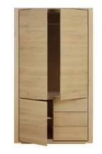 3-Door Oak Wood Wardrobe Cabinet | Ethnicraft Shadow