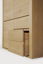 3-Door Oak Wood Wardrobe Cabinet | Ethnicraft Shadow