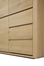 3-Door Oak Wood Wardrobe Cabinet | Ethnicraft Shadow