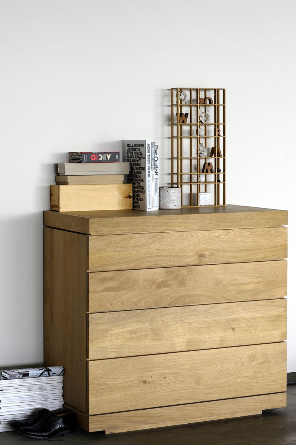 4-Drawer Oiled Oak Dresser | Ethnicraft Burger